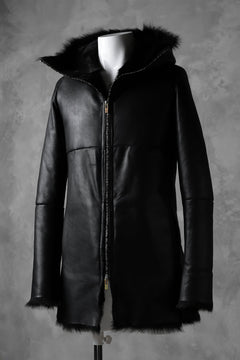 Load image into Gallery viewer, ierib exclusive hooded half coat / toscana baby sheep shearling mouton (BLACK)