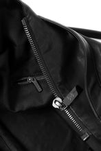 画像をギャラリービューアに読み込む, discord Yohji Yamamoto TULIPS HAND BAG / GARMENT COW LEATHER (BLACK)