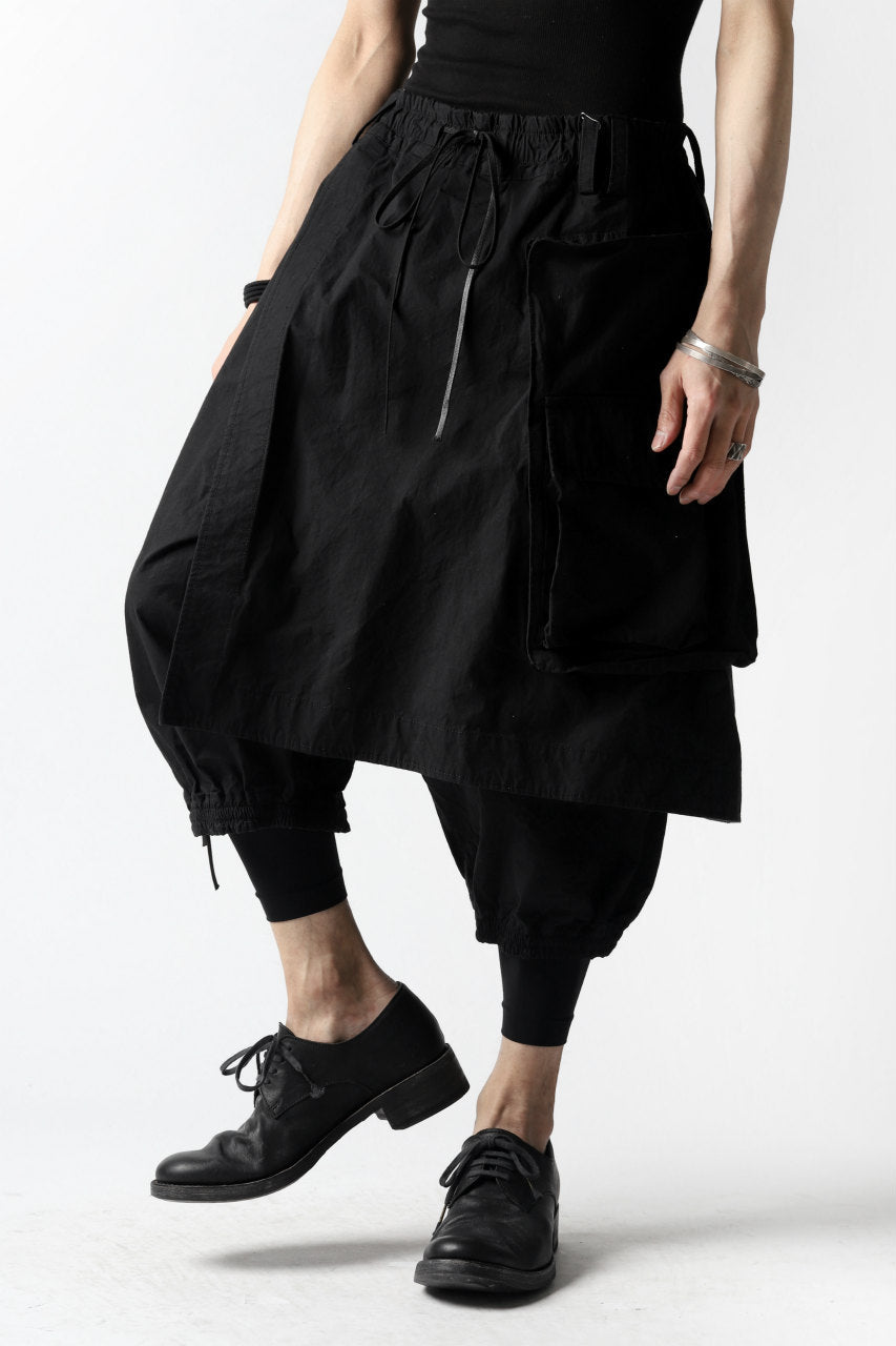 A.F ARTEFACT WRAP SKIRT COMBI MILITARY SHORTS / BLEND WOVEN (BLACK)