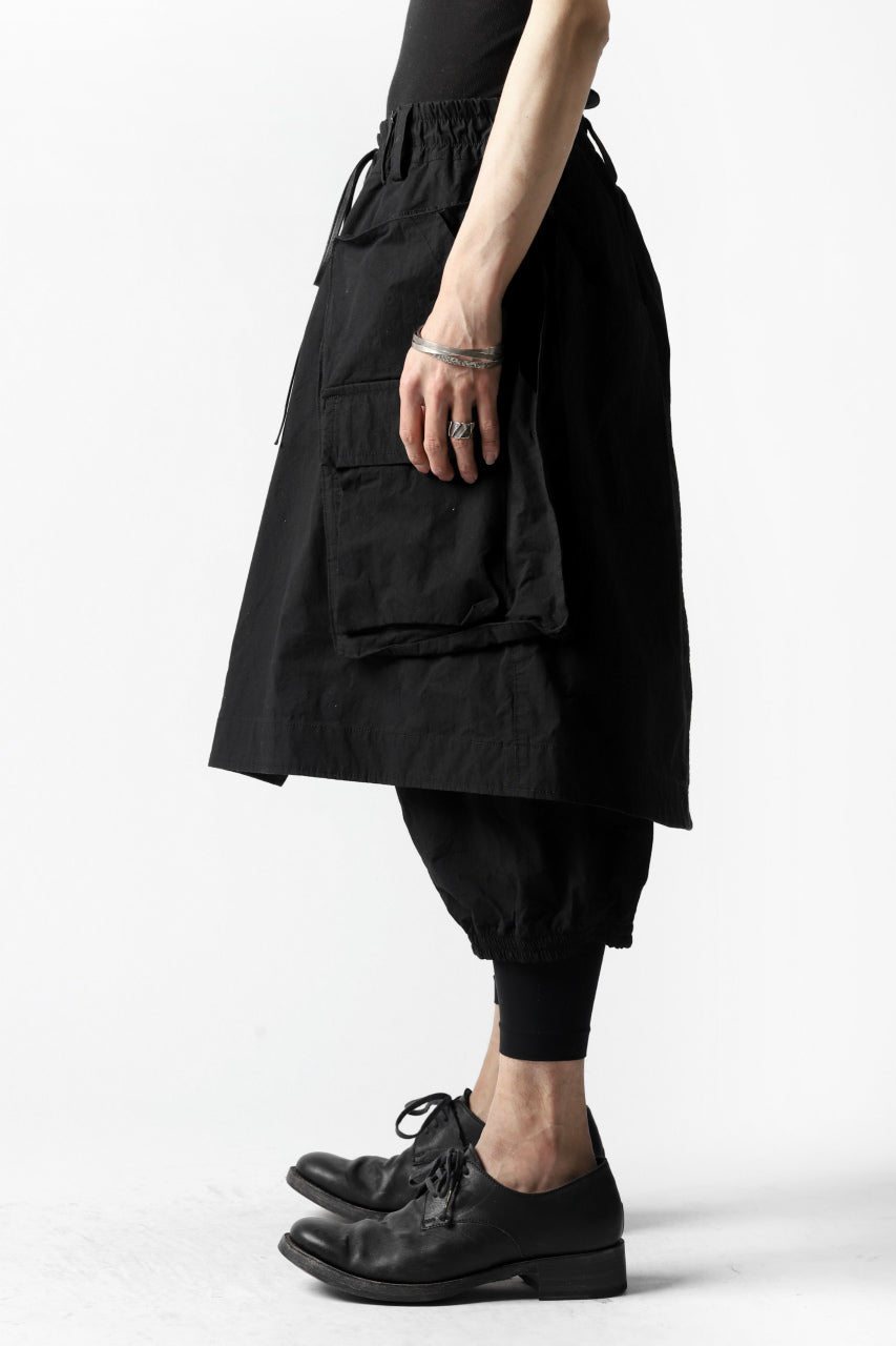 A.F ARTEFACT WRAP SKIRT COMBI MILITARY SHORTS / BLEND WOVEN (BLACK)