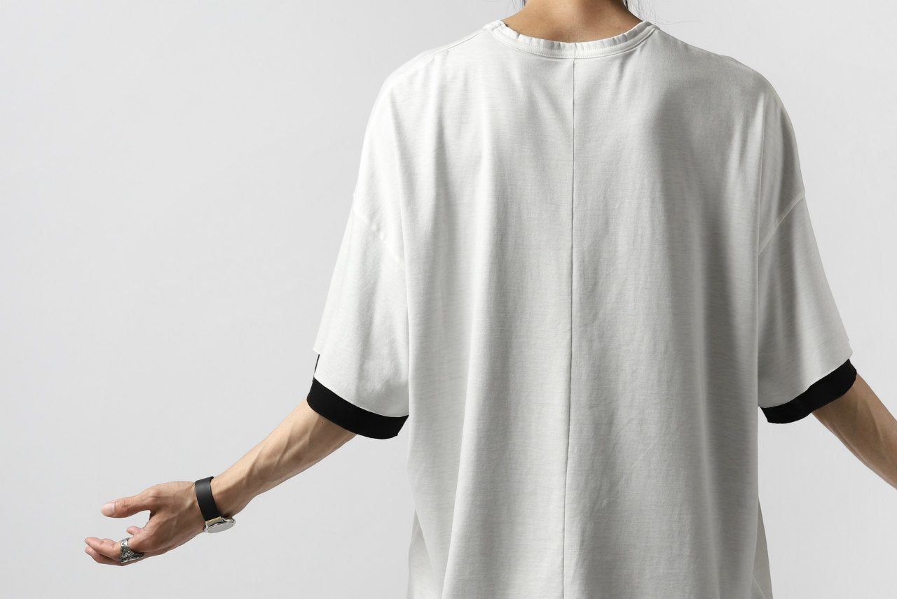 A.F ARTEFACT exclusive OVER SIZED LAYERED TEE (WHITE x BLACK)