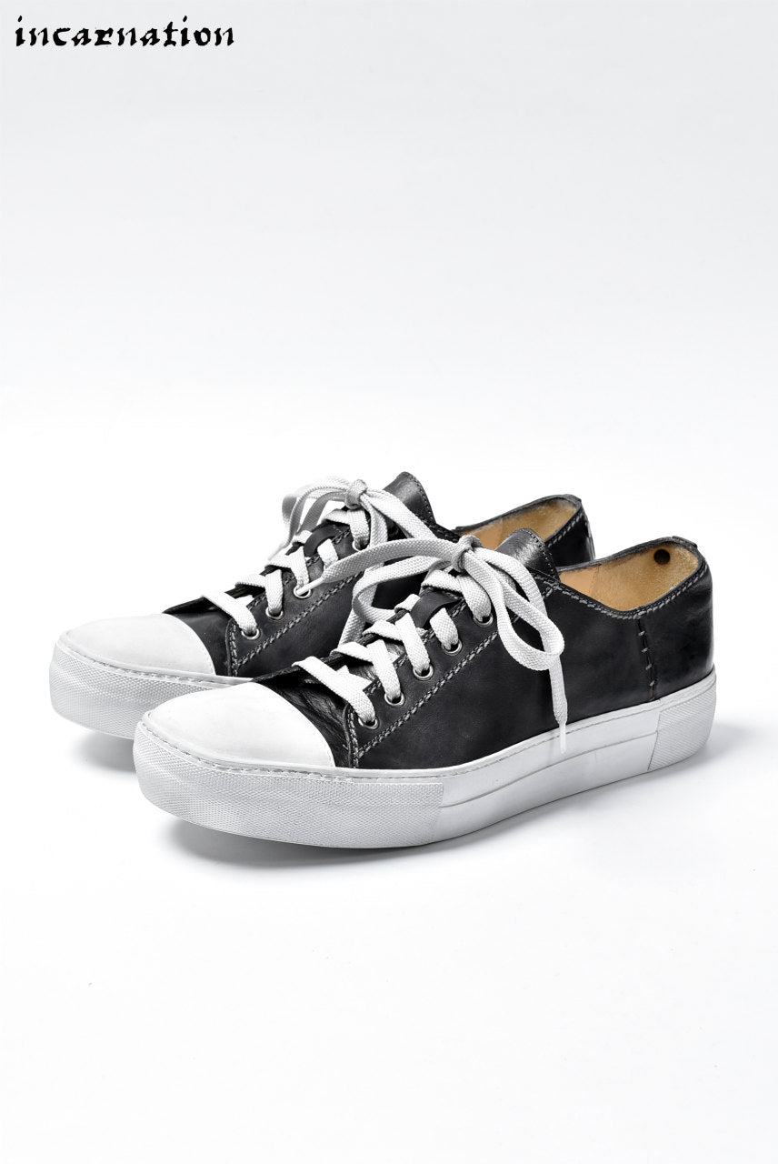 incarnation HORSE LEATHER LOW CUT LACE UP SNEAKER (BLACK)