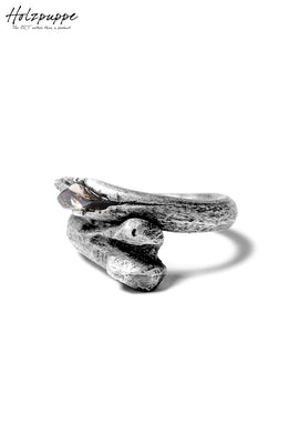 Holzpuppe exclusive Bone ring with Smoke Quartz