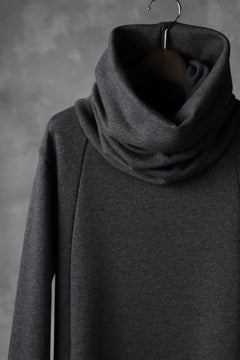 Load image into Gallery viewer, A.F ARTEFACT exclusive BomberHEAT® DRAPED HIGH NECK TOPS (DARK GREY)