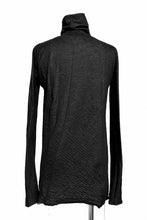 Load image into Gallery viewer, LEON EMANUEL BLANCK DISTORTION TURTLE NECK SWEATER / DOUBLE JERSEY (BLACK)