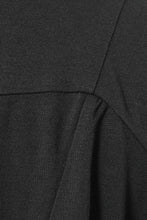 Load image into Gallery viewer, N/07 diagonal seam Tee sliky modal jersey (BLACK)