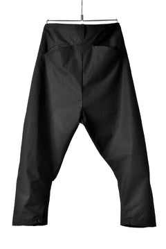 Load image into Gallery viewer, N/07 &quot;MAUSK Detail&quot; 3-DIMENSION CURVE CROPPED PANTS (BLACK)