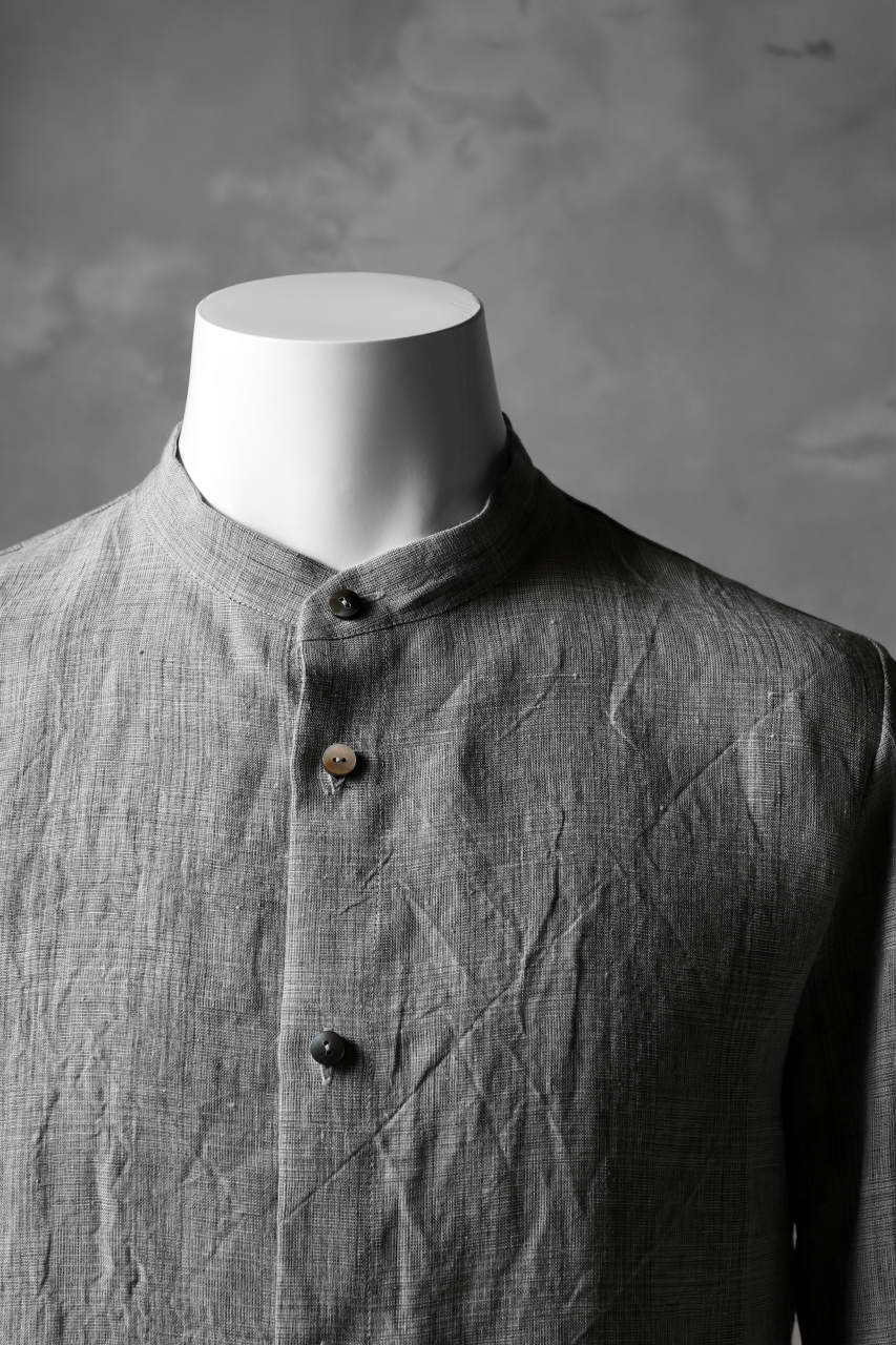 画像をギャラリービューアに読み込む, blackcrow band collar linen check shirt / sumi dyed (carbon)