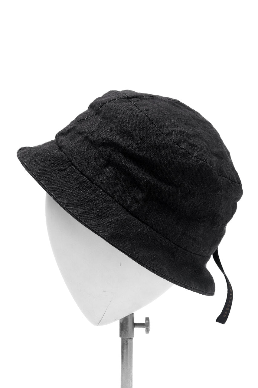 forme d'expression Derby Hat (Off Black)