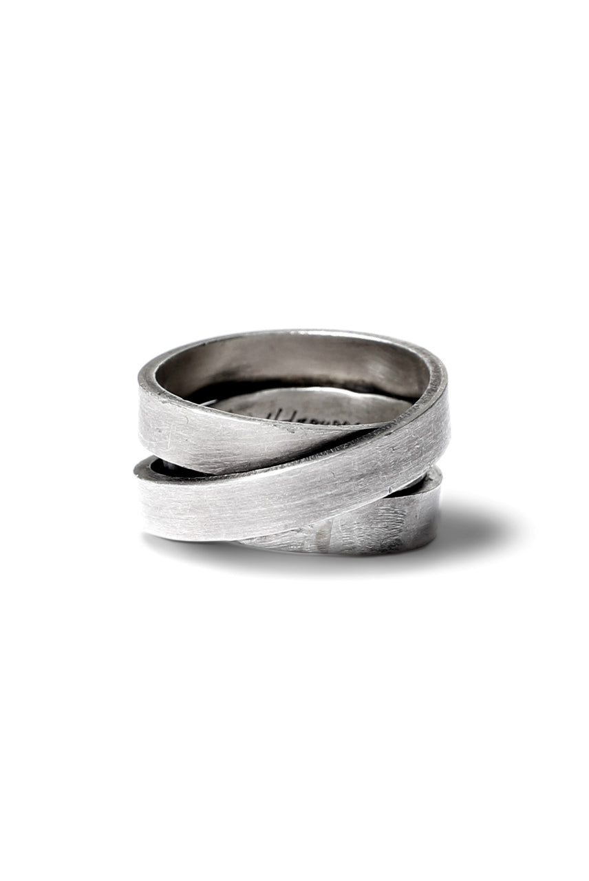 Holzpuppe Triple banded silver ring with unique texture