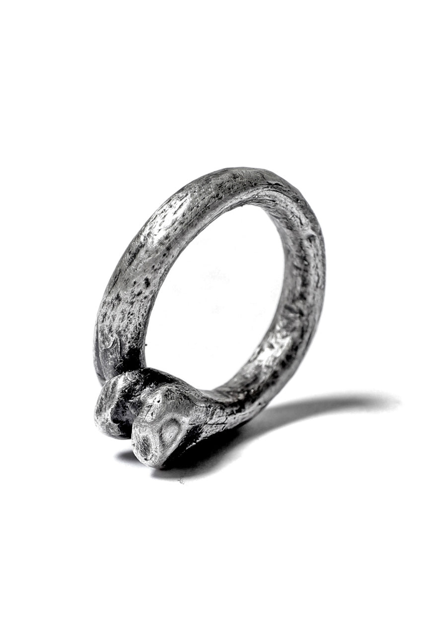 Load image into Gallery viewer, Holzpuppe exclusive Bone ring with White Quartz