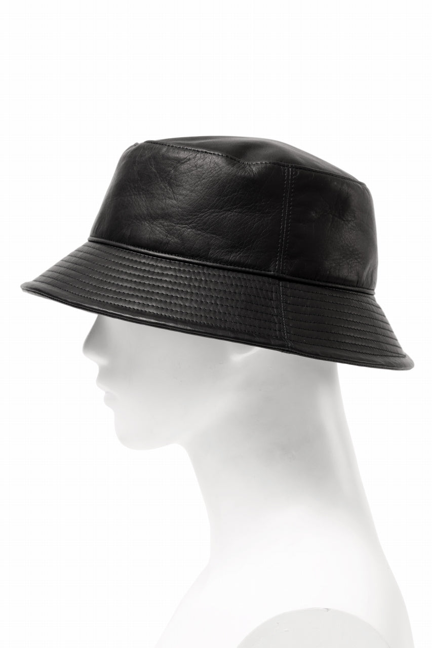 ISAMU KATAYAMA BACKLASH BUCKET HAT / MONOCHROME LUXURY STEER (BLACK)