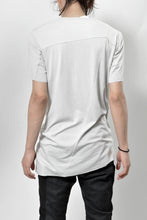 画像をギャラリービューアに読み込む, N/07 diagonal seam Tee sliky modal jersey (LIGHT GREY)