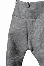 Load image into Gallery viewer, N/07 Pant &quot;7&quot; [three layer structure needlepunch | 3dimension curved cropped] (ASPHALT GREY)