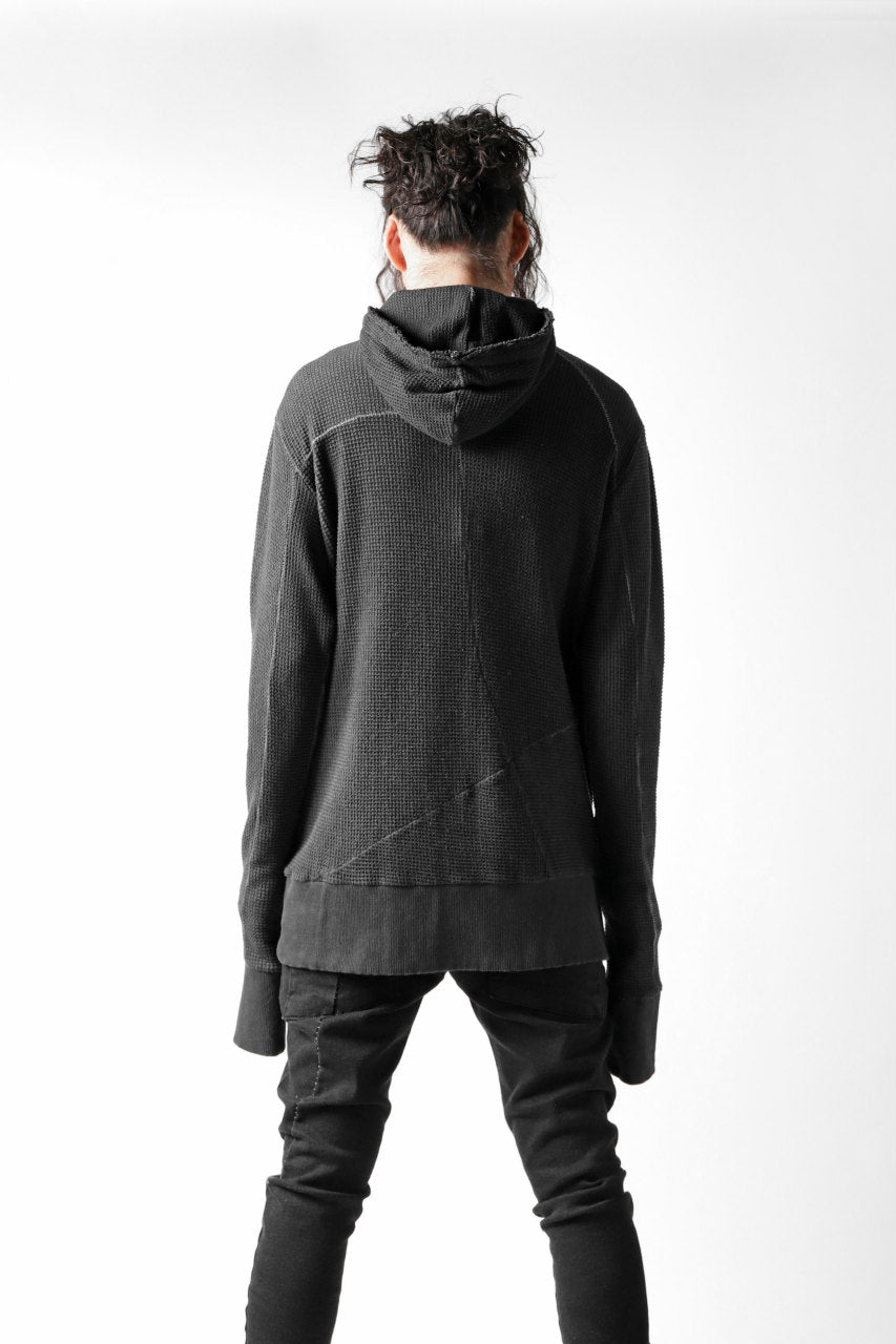 画像をギャラリービューアに読み込む, thomkrom WAFFLE HOODIE PULLOVER PARKA / OILED SPRAY DYE (BLACK)