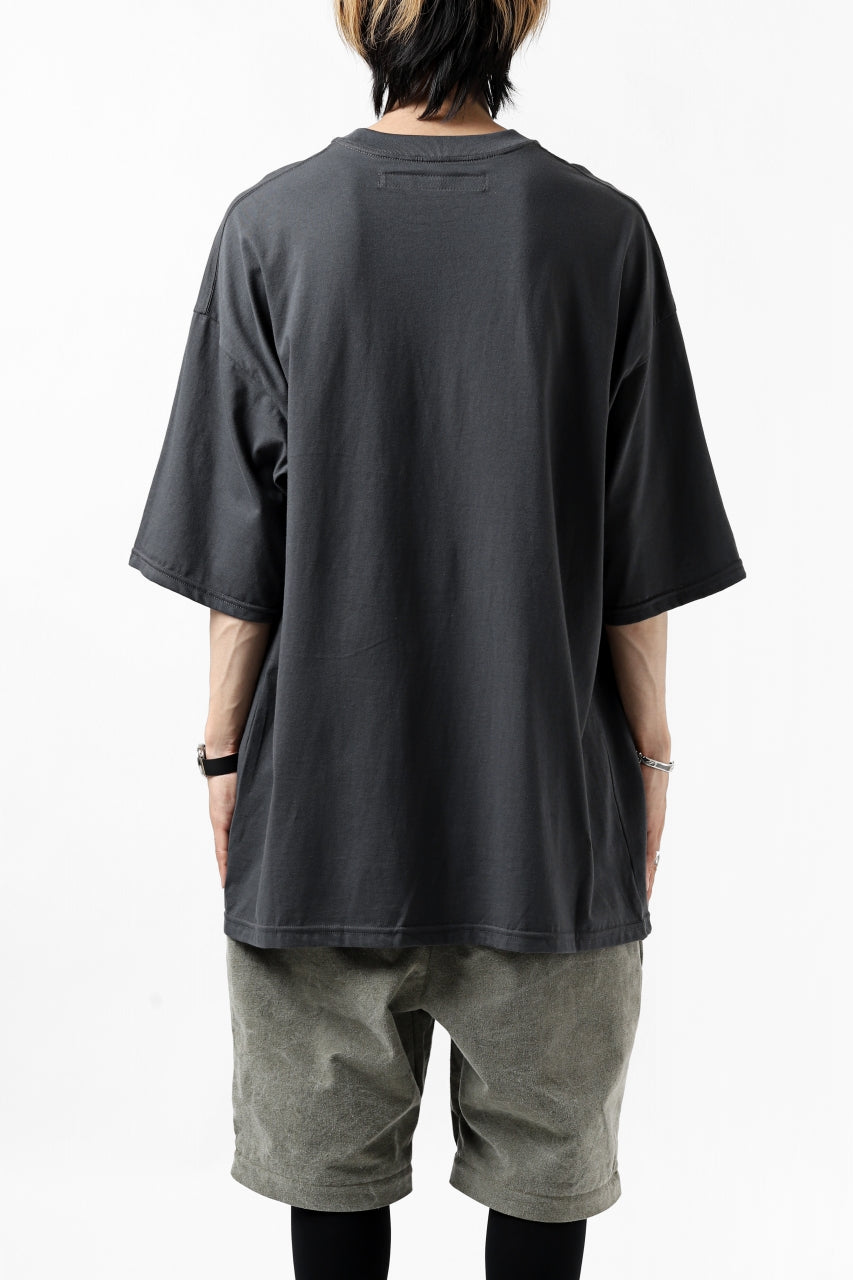 A.F ARTEFACT "flank” BOXYFIT T-SHIRT (GREY)