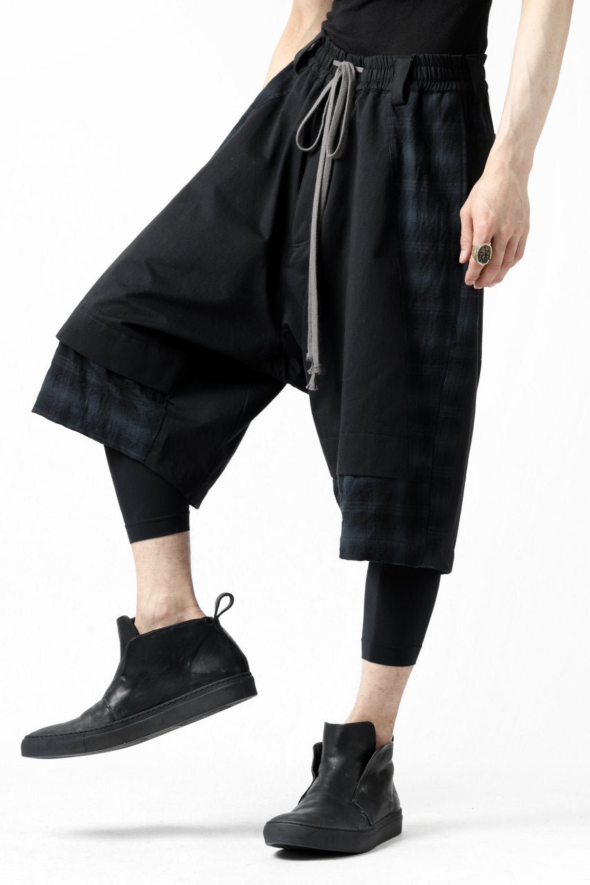 Load image into Gallery viewer, A.F ARTEFACT CHECKED COMBI SARROUEL SHORTS (BLACK×GREY)