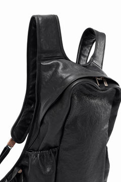 Load image into Gallery viewer, ierib NEW TRIO BACKPACK / FVT Oiled Horse Leather (BLACK)