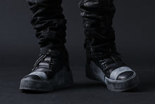 画像をギャラリービューアに読み込む, BORIS BIDJAN SABERI COW LEATHER LOW CUT SNEAKER / OBJECT DYED &amp; HAND TREATED &quot;BAMBA2.1&quot; (BLACK)