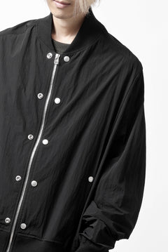 Load image into Gallery viewer, A.F ARTEFACT MA-1 BLOUSON / LIGHT WEIGHT NYLON (ALL BLACK)