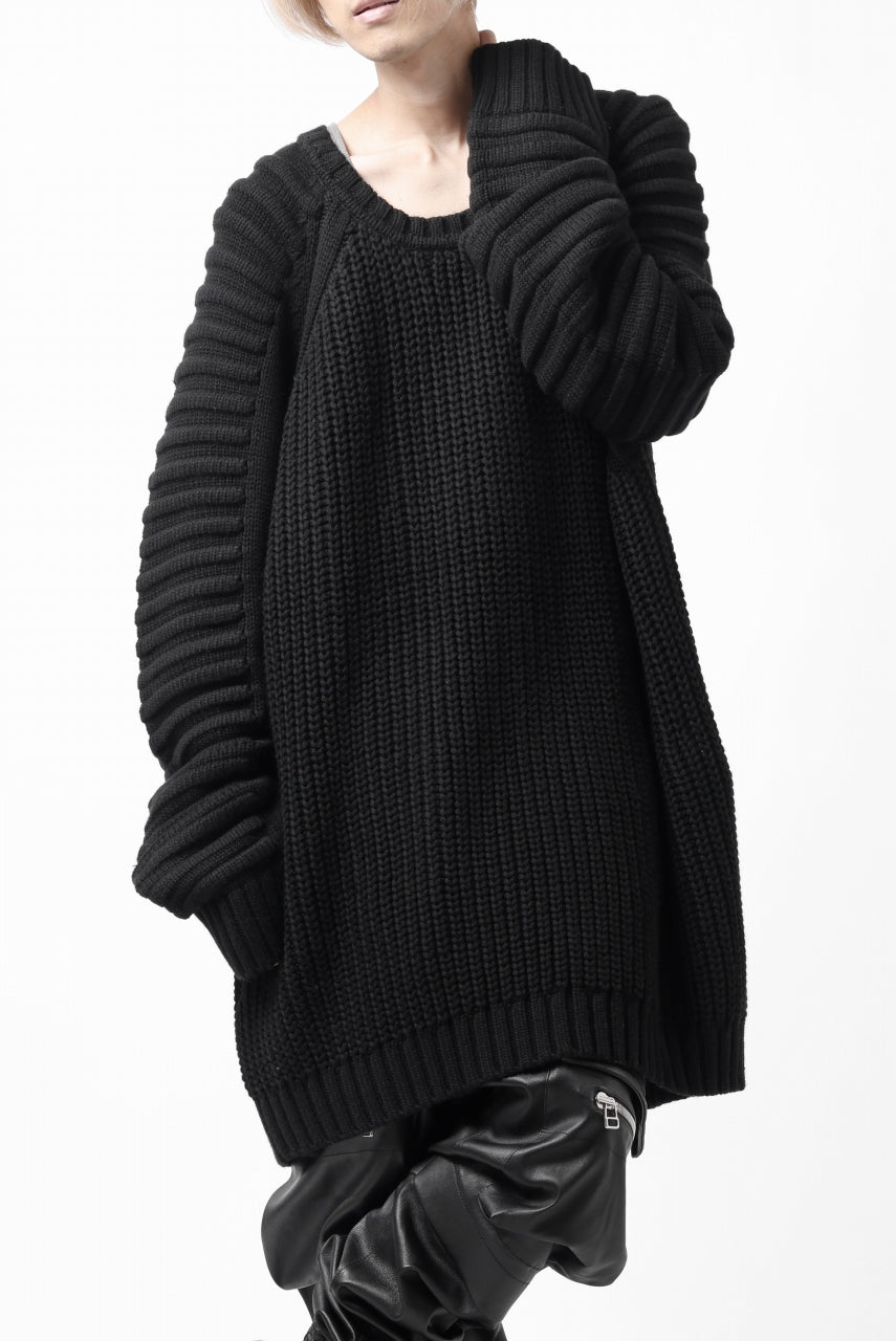 A.F ARTEFACT CABLE KNIT RAGLAN PULL OVER / LOW GAUGE WOOL (BLACK)