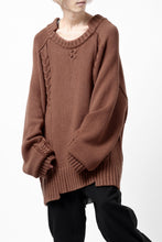 画像をギャラリービューアに読み込む, A.F ARTEFACT LOWGAUGE CABLE KNIT PULLOVER IRREGULAR-HEM (BROWN)