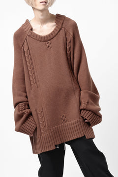 画像をギャラリービューアに読み込む, A.F ARTEFACT LOWGAUGE CABLE KNIT PULLOVER IRREGULAR-HEM (BROWN)