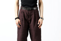 画像をギャラリービューアに読み込む, Hannibal. Cropped Trousers Natural Fit / harriet 194. (BURGUNDY)