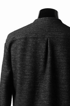 Load image into Gallery viewer, ierib MINIMAL SHIRT / COMPRESSED PILE KNIT (BLACK)