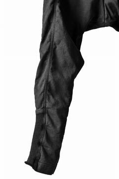 Load image into Gallery viewer, RUNDHOLZ DIP DROP CROTCH SLIM TROUSERS (CARBON)