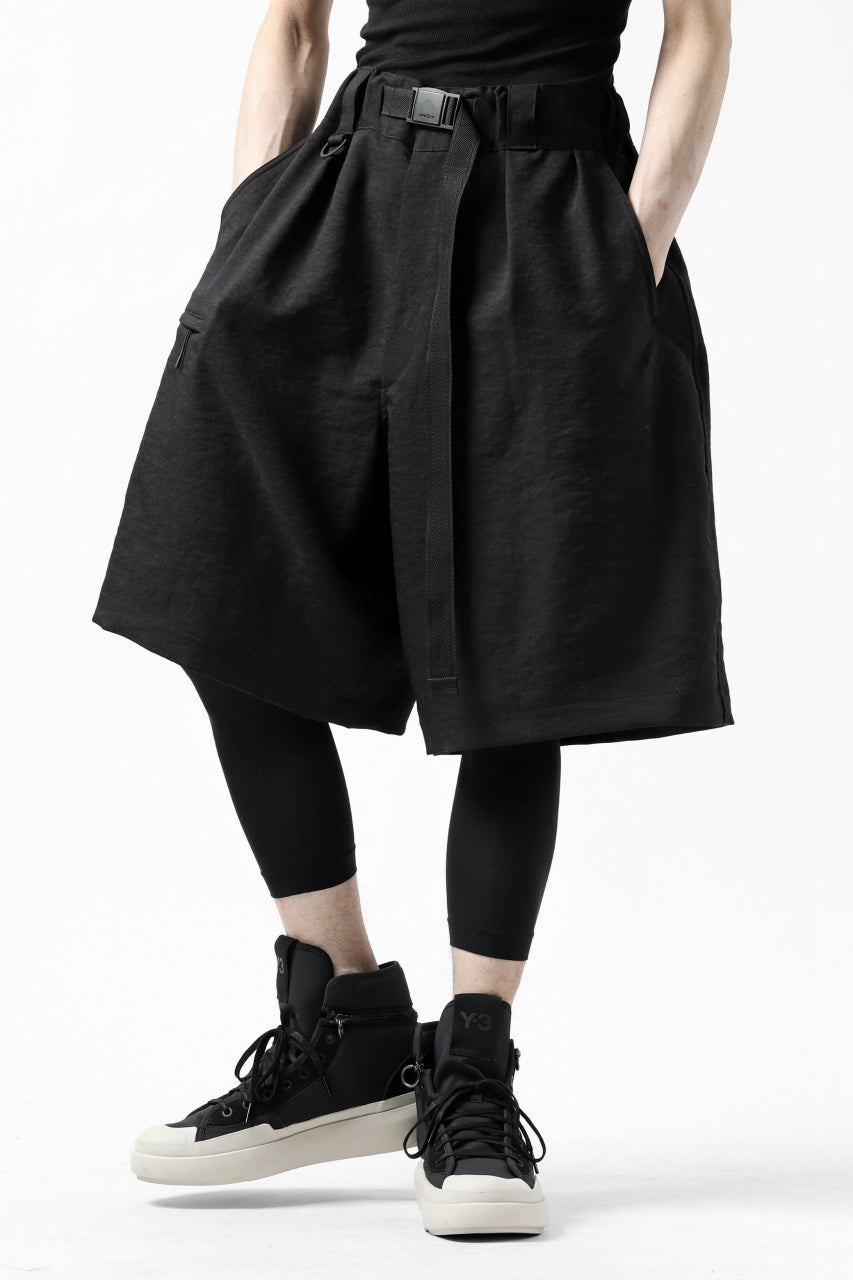 Load image into Gallery viewer, Y-3 Yohji Yamamoto CLASSIC TAILOR SHORT PANTS / POLY TWILL (BLACK)