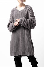 Load image into Gallery viewer, A.F ARTEFACT CABLE KNIT RAGLAN PULL OVER / LOW GAUGE WOOL (GREY)