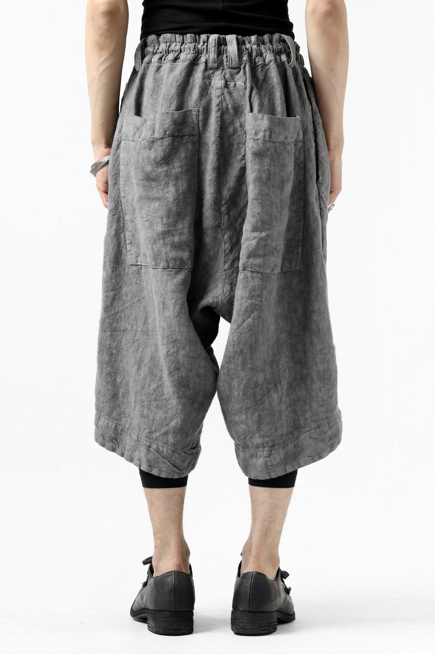 _vital tucked volume short pants / japanese-ink dyed linen (GREY)