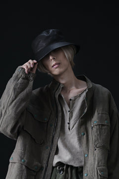 Load image into Gallery viewer, ISAMU KATAYAMA BACKLASH BUCKET HAT / MONOCHROME LUXURY STEER (BLACK)