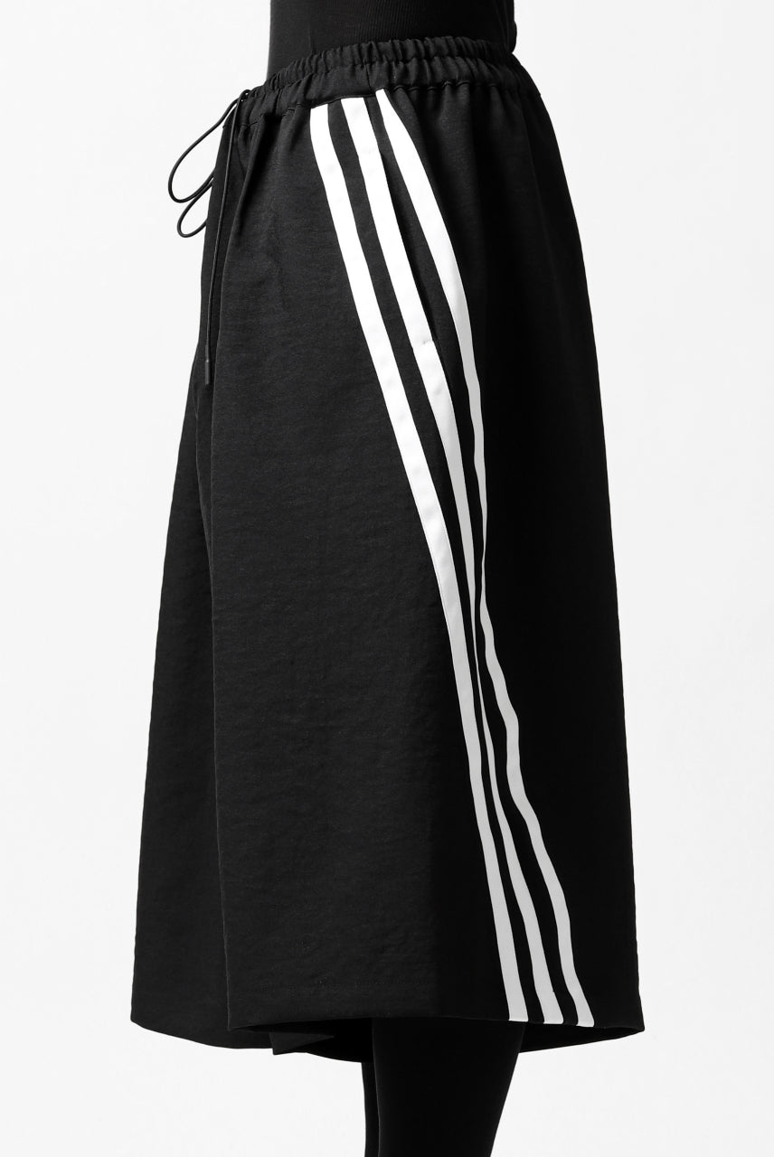 Y-3 Yohji Yamamoto ELEGANT 3 STP WIDE SHORTS / POLY TWILL (BLACK)