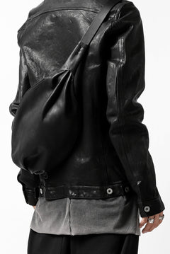 画像をギャラリービューアに読み込む, ISAMU KATAYAMA BACKLASH x GAIEDE ONE SHOULDER BAG / CALF SKIN (SOFT FINISHED / BLACK)