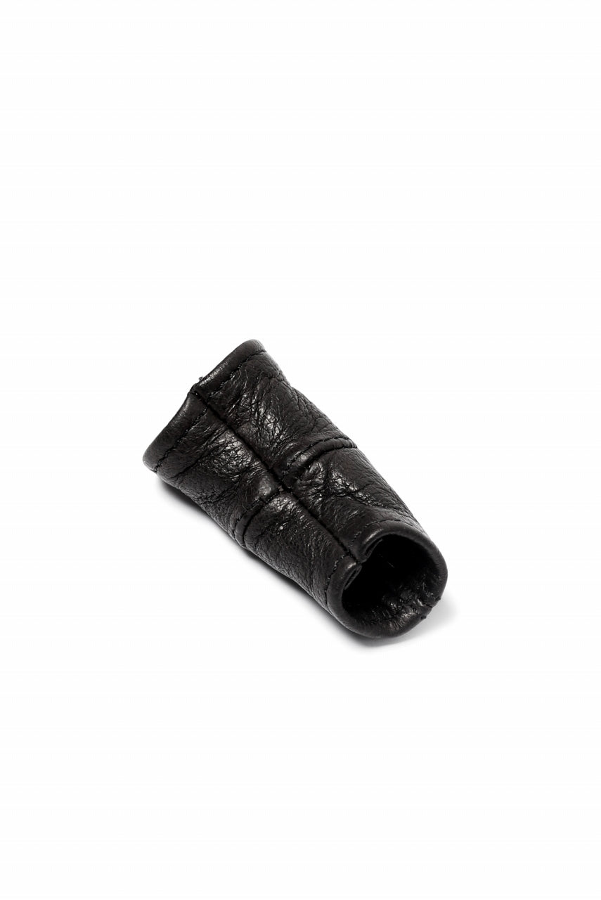 Load image into Gallery viewer, RUNDHOLZ FINGER RING / CALF LEATHER (BLACK)