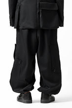 Load image into Gallery viewer, Y&#39;s BANG ON! No.170 GABARDINE PATCH WORK PANTS (BLACK)