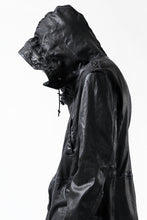 Load image into Gallery viewer, ISAMU KATAYAMA BACKLASH MODS COAT / GOAT LEATHER (GARMENT+SPRAY DYED / BLACK)