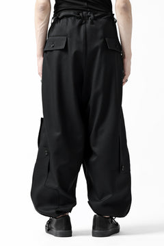 Load image into Gallery viewer, Y&#39;s BANG ON! No.170 GABARDINE PATCH WORK PANTS (BLACK)