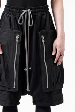 画像をギャラリービューアに読み込む, A.F ARTEFACT RECTANGLE BOX SARROUEL CARGO SHORTS (BLACK)