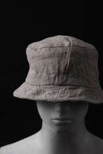 Load image into Gallery viewer, forme d&#39;expression Derby Hat (Sand)