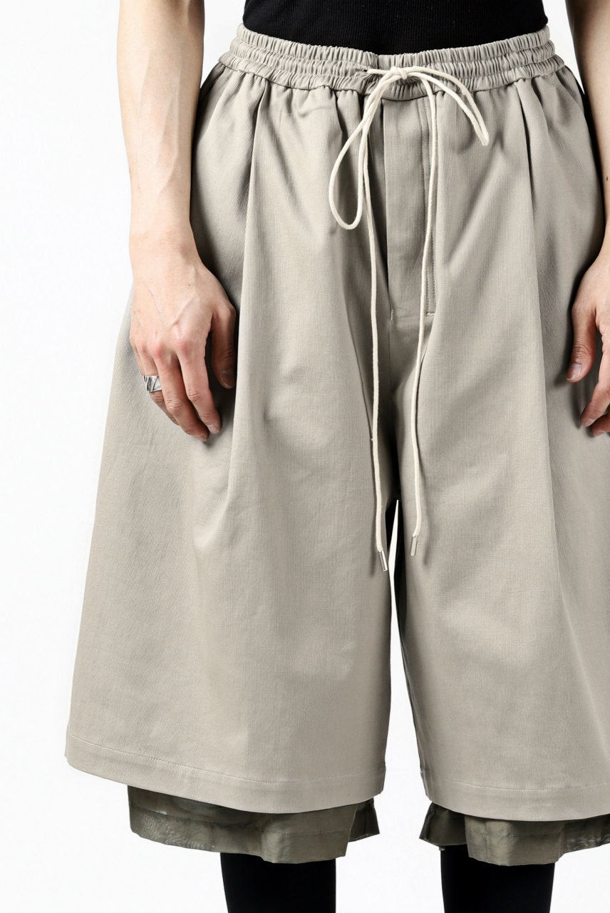 JOE CHIA WIDE TUCK/LAYER TROUSERS SHORT (TAUPE)