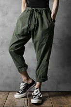 Load image into Gallery viewer, CHANGES VINTAGE REMAKE EASY JOCKEY PANTS / US ARMY SCHLAFCOVER (KHAKI #A)
