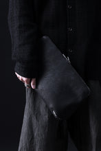 画像をギャラリービューアに読み込む, ierib onepiece clutch-bag / Rough Bull (BLACK)