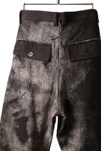 Load image into Gallery viewer, _vital &quot;one make&quot; straight trousers / hand dyed double gauze (BROWN A)