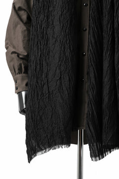 Load image into Gallery viewer, KLASICA GLACIER FLUFFY STOLE / SHRINK SILK (BLACK)