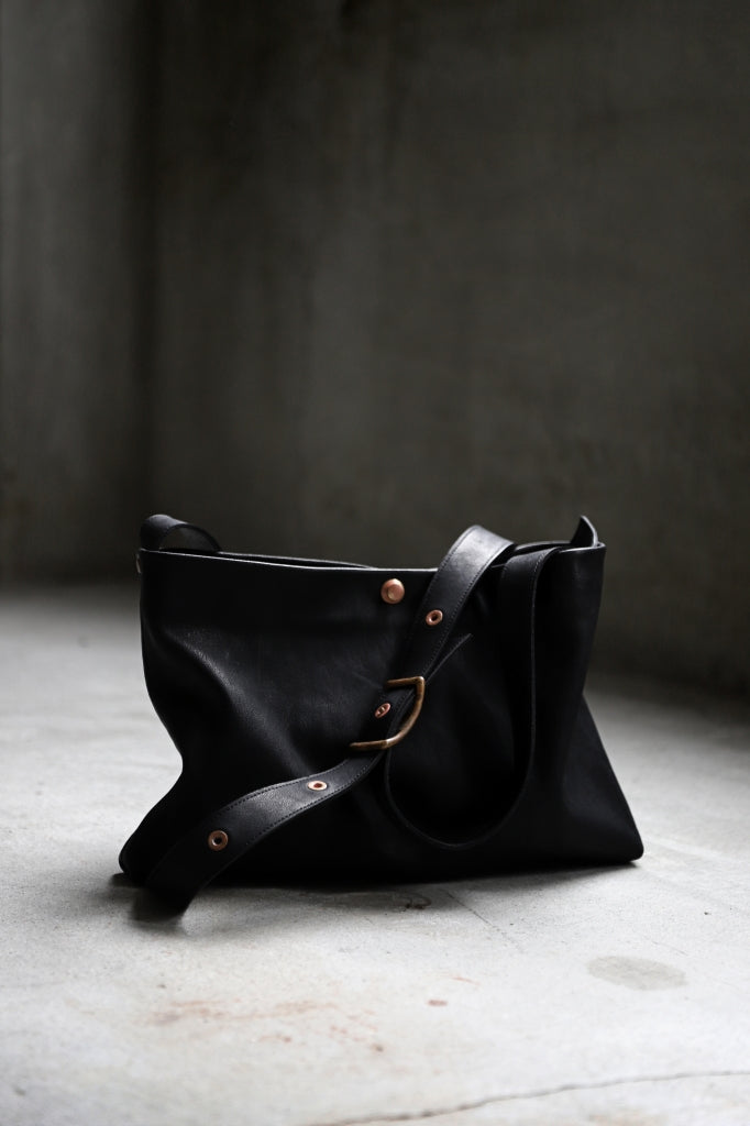 ierib exclusive practical-583 shoulder bag / Natural Camel (BLACK)