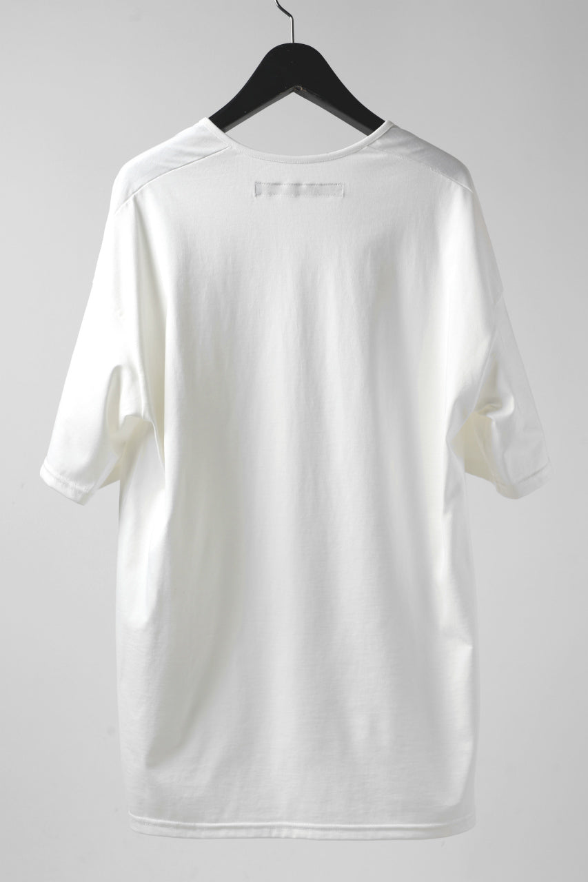 A.F ARTEFACT SKIPPER NECK OVER SIZED TOPS (WHITE)