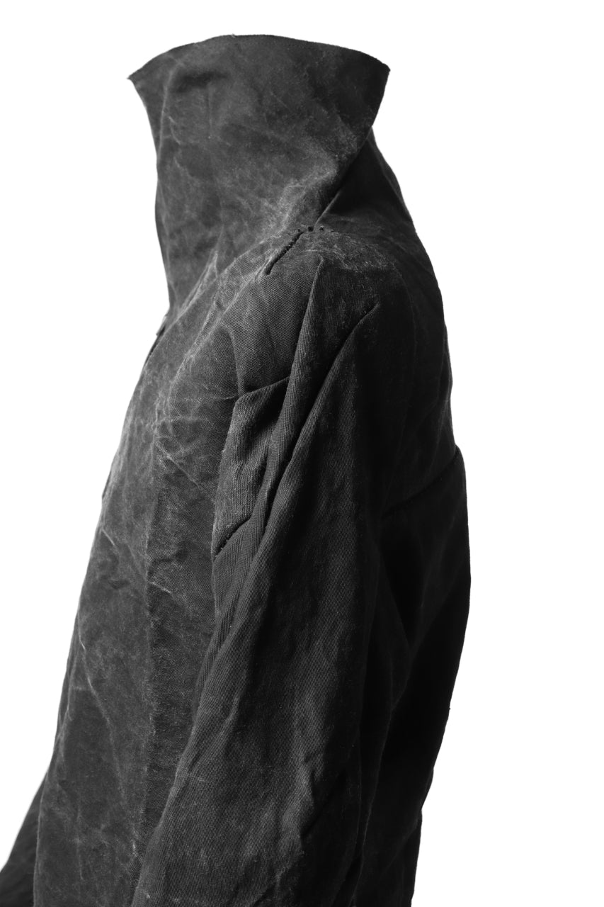 Load image into Gallery viewer, LEON EMANUEL BLANCK DISTORTION CURVED COAT / BURNING NETTLE (BLACK)
